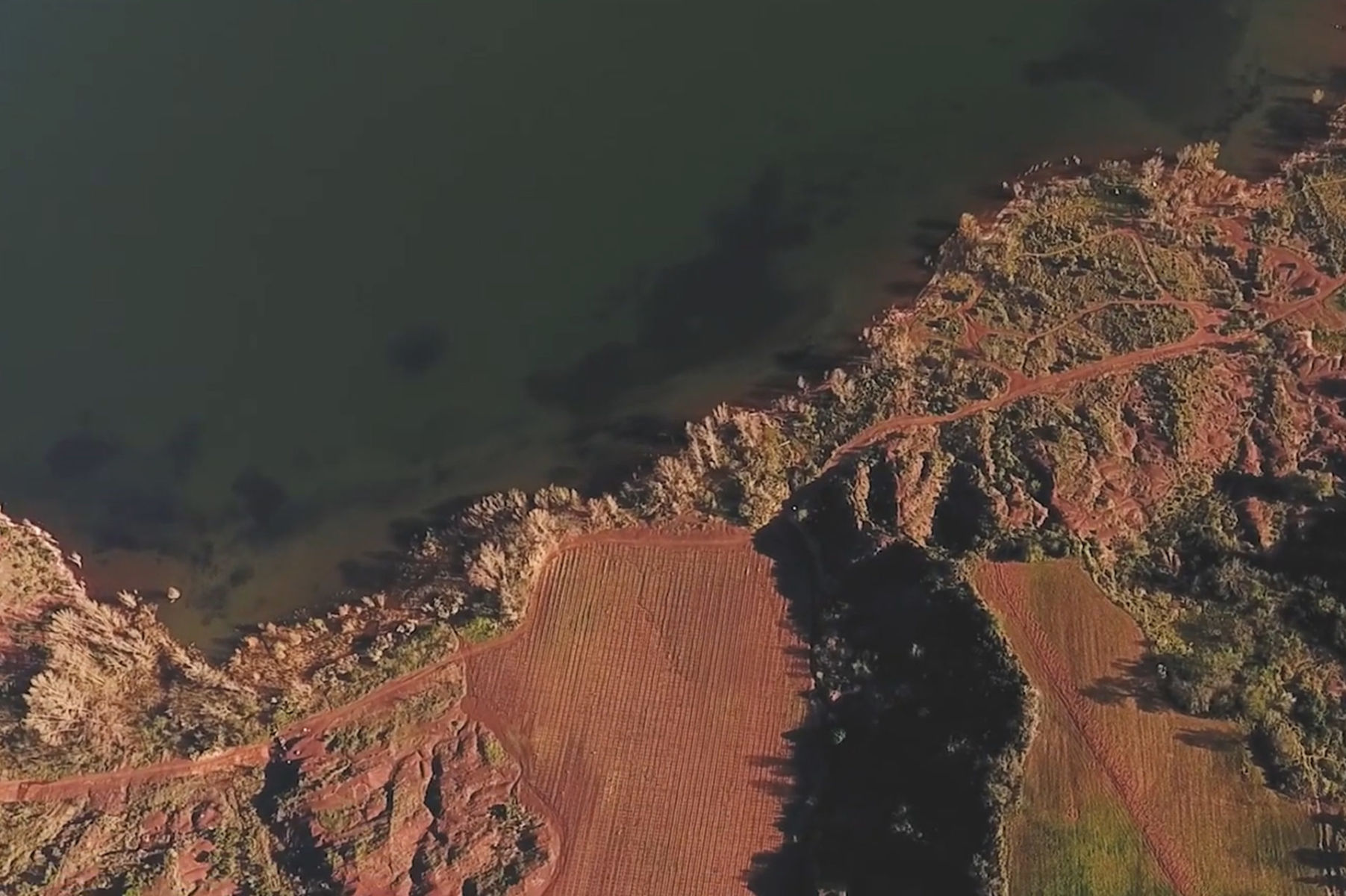 Lac Du Salagou 2019 – Letecké Zábery (drone shots)